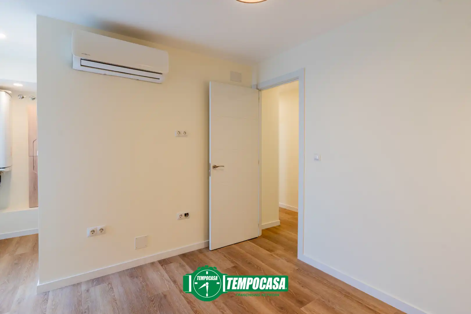 Piso en  Carrer d'Esteve Ballester - Foto 9