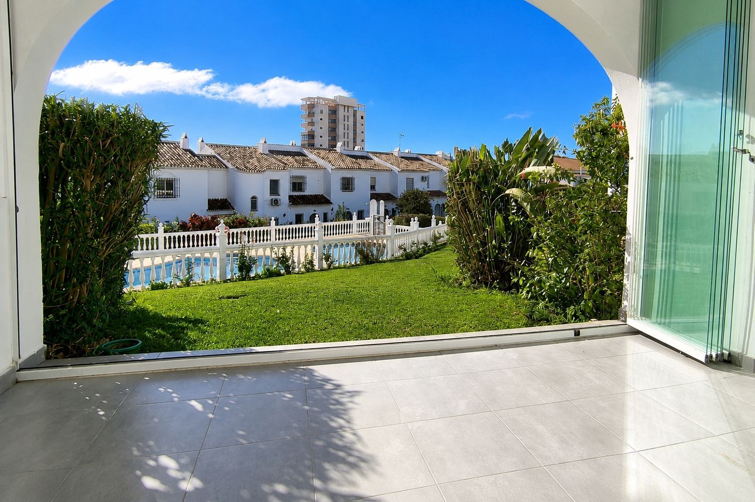 Chalet adosado en Avenida del Sol, 262, Riviera del Sol, Riviera del Sol - Foto 2