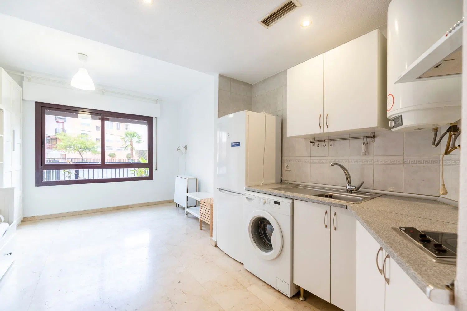 Estudio en calle de Jaime el Conquistador, 13 - Foto 5