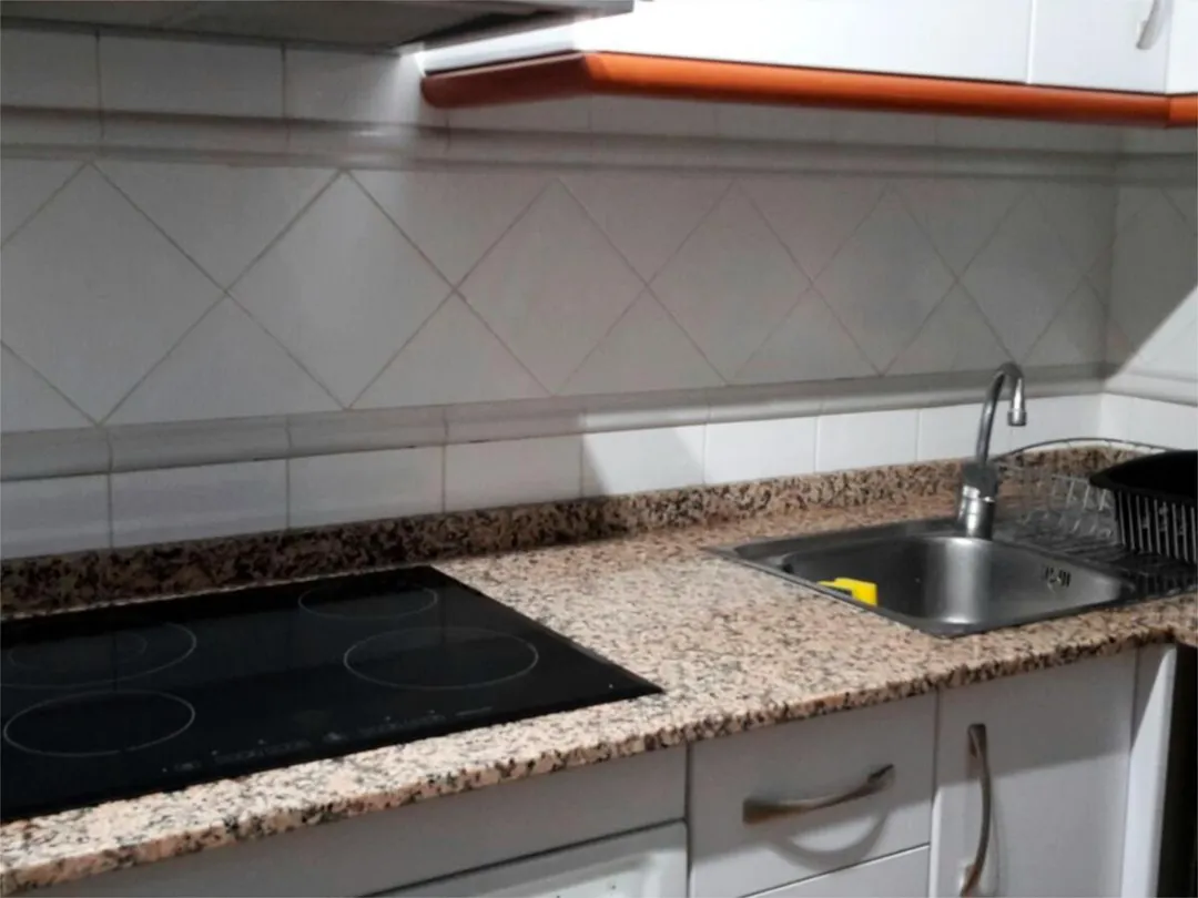 Casa adosada en  Carrer del Ressol 5 - Foto 5