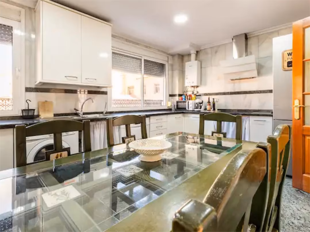 Piso en calle López Domínguez 5 - Foto 15