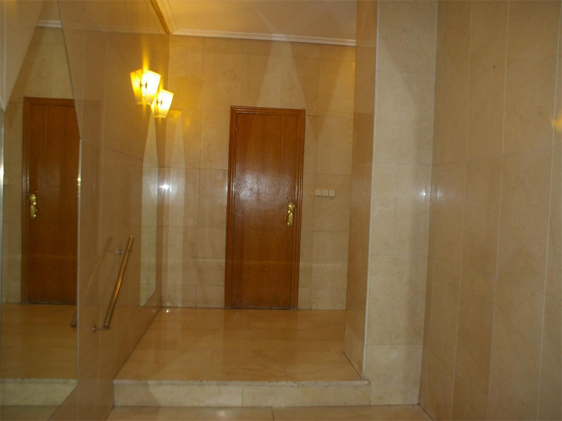 Piso en  Calle Frenería 10