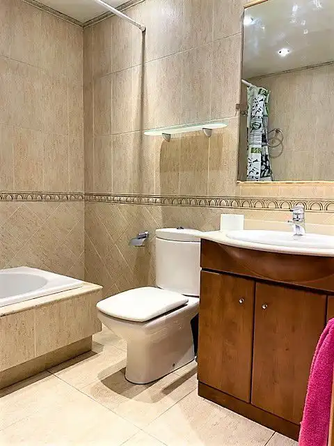 Piso en Sant Boi de Llobregat - Foto 22
