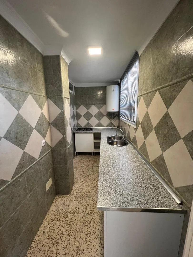 Piso en  Avenida de los Lirios Local - Foto 25