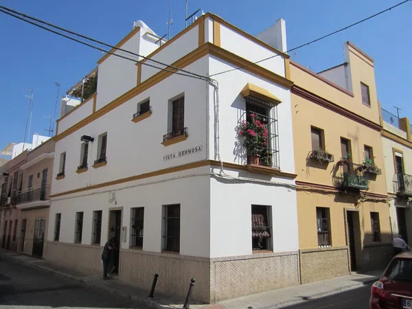 Piso en Calle Medalla Milagrosa, 10, Cruz Roja - Capuchinos - Foto 4