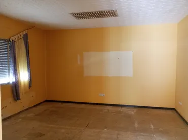 Local comercial en  Carrer d'Olot - Foto 1