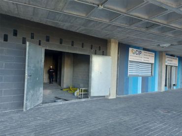Local comercial en  Calle Juan Antonio Álvarez Rabanal 5 - Foto 3