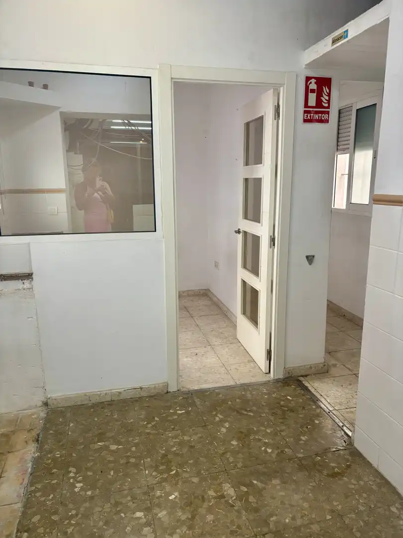 Local comercial en avenida Avenida de la Paloma 4 - Foto 4