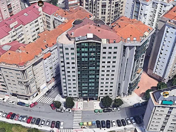 Piso en calle a Caleira, 4