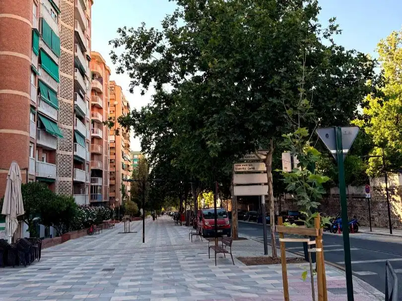 Piso en  Avenida de Cervantes 24 - Foto 5