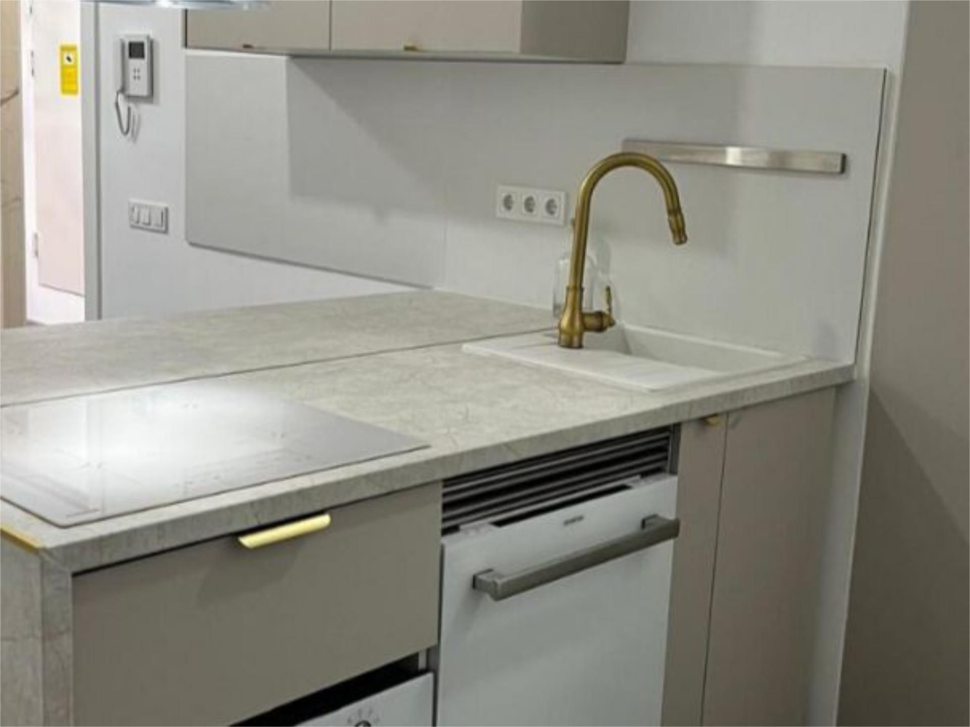 Piso en  Carrer de Bernardo López García 20 - Foto 5