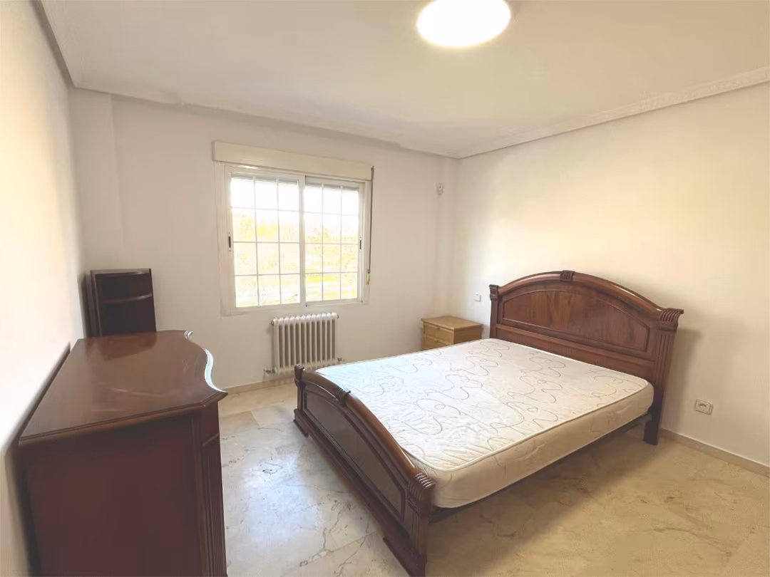 Piso en  Calle de Domingo de Alboraya 8 - Foto 4