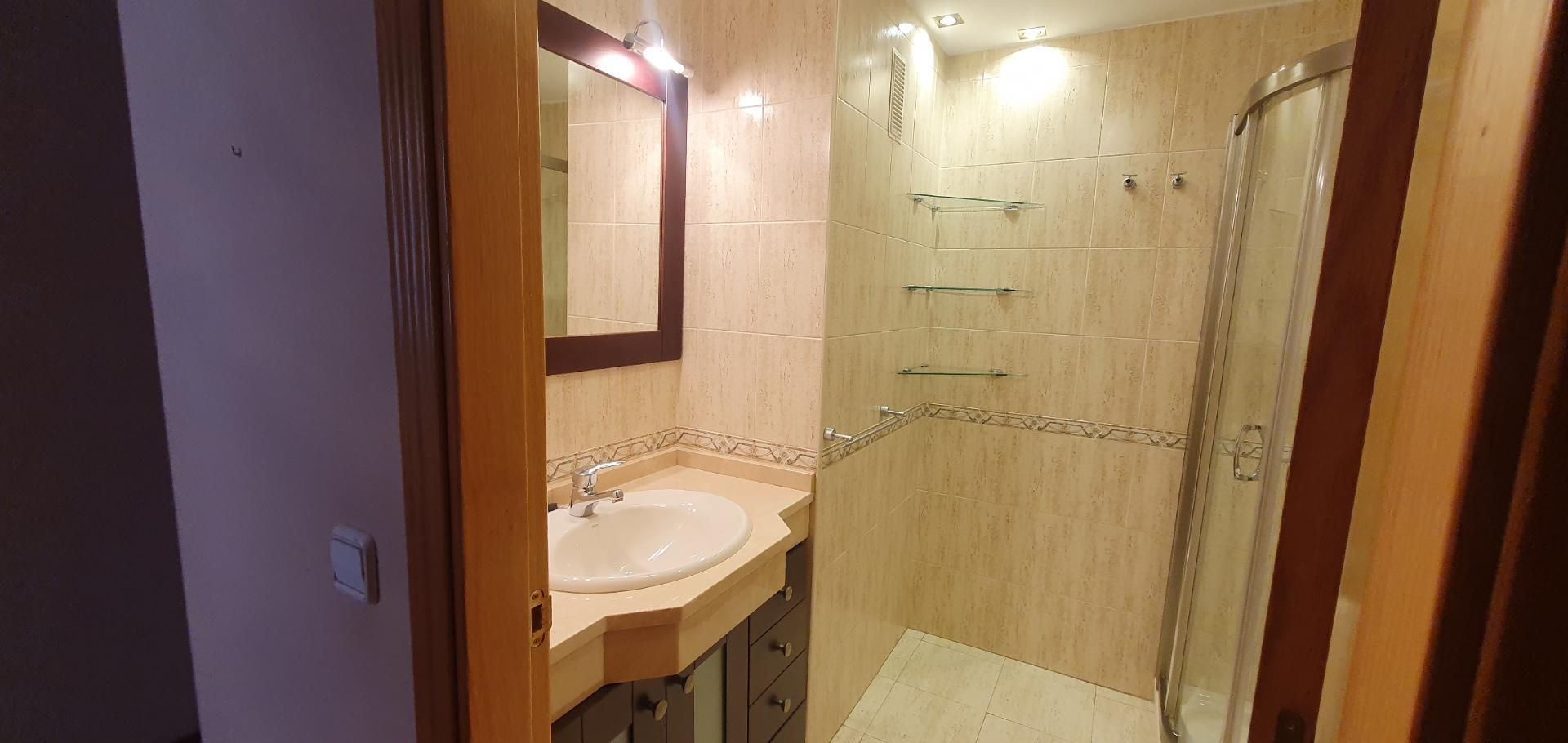 Piso en  Calle Mayorazu 22 - Foto 8