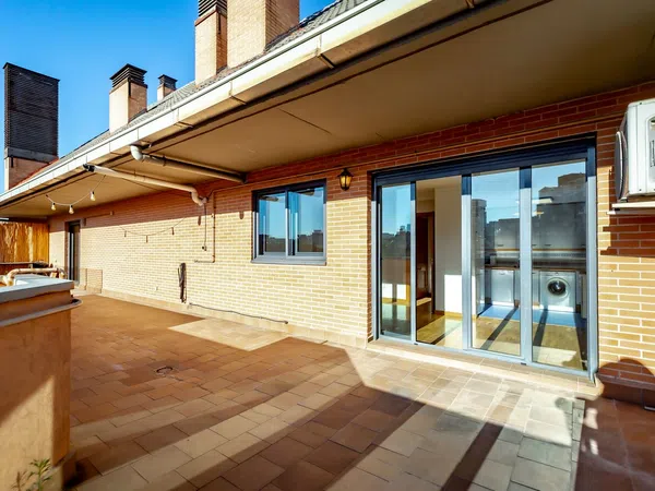 Ático en calle Rafael Bergamín, 12 - Foto 3