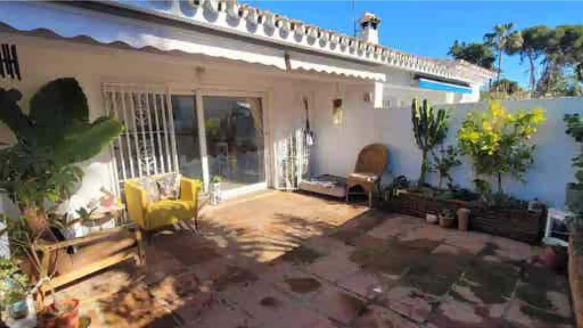 Casa adosada en El Saladillo - Foto 1