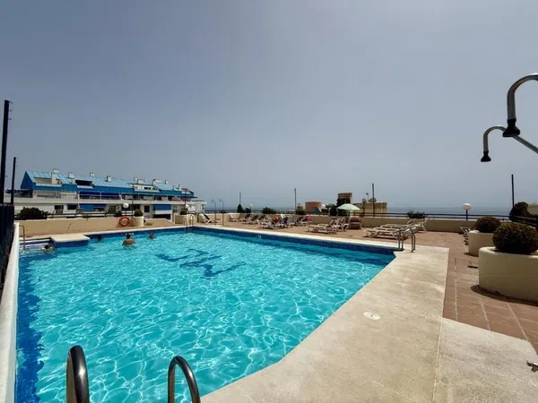 Piso en Avenida Ramón y Cajal, 12, Playa Bajadilla-Puertos - Foto 4