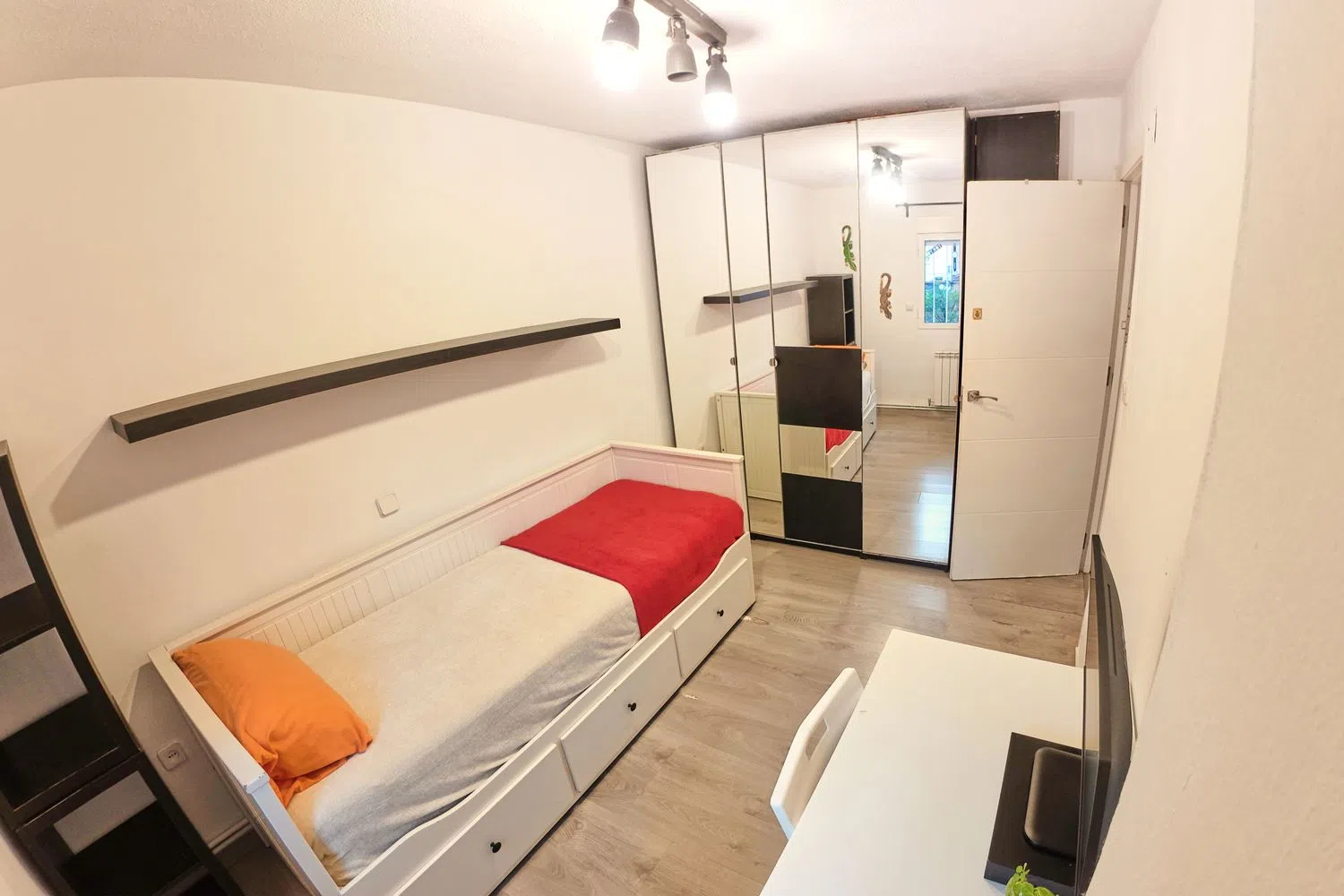 Piso en calle de Cuart de Poblet, 103 - Foto 10