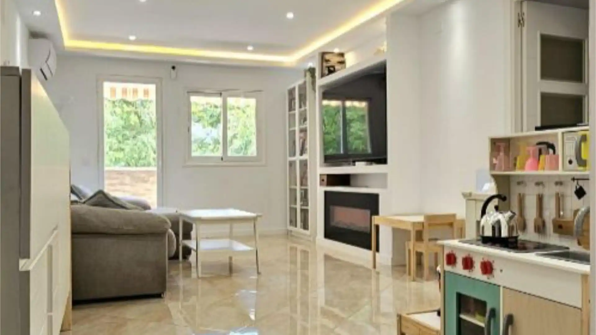 Piso en  Carrer Puerto Rico 10A - Foto 3