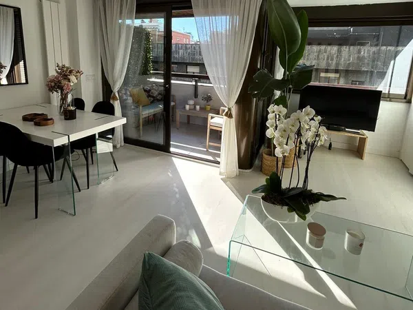 Piso en calle de Julián Besteiro, 35