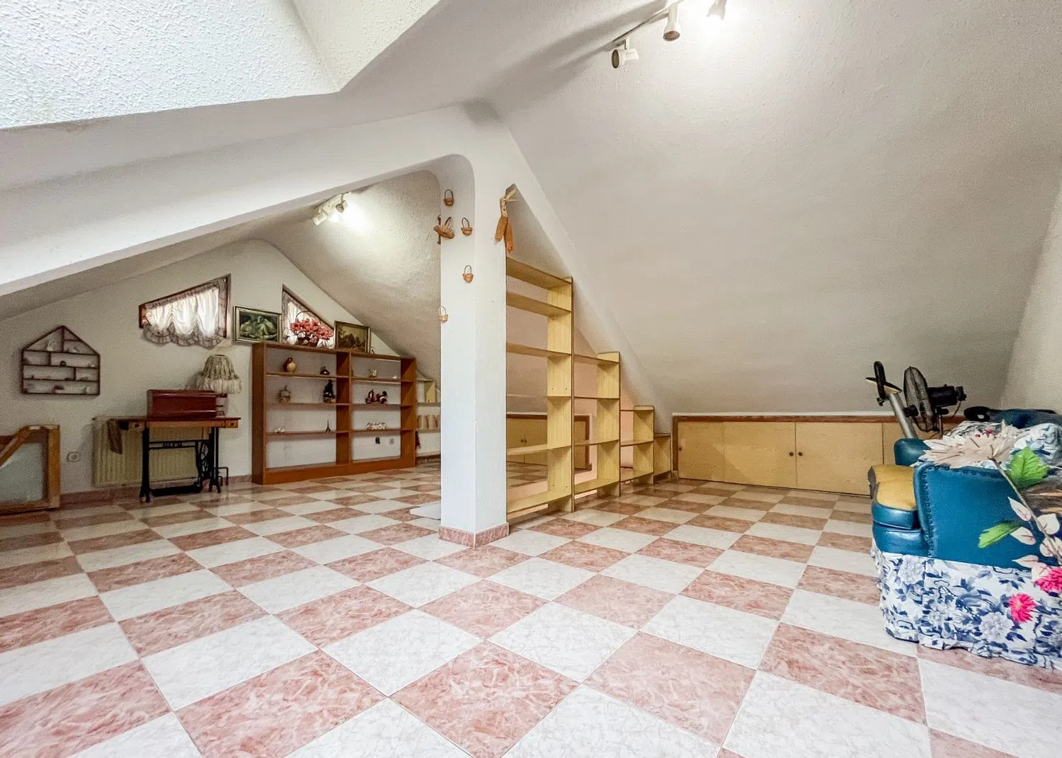 Chalet adosado en Sector 3 - Foto 35