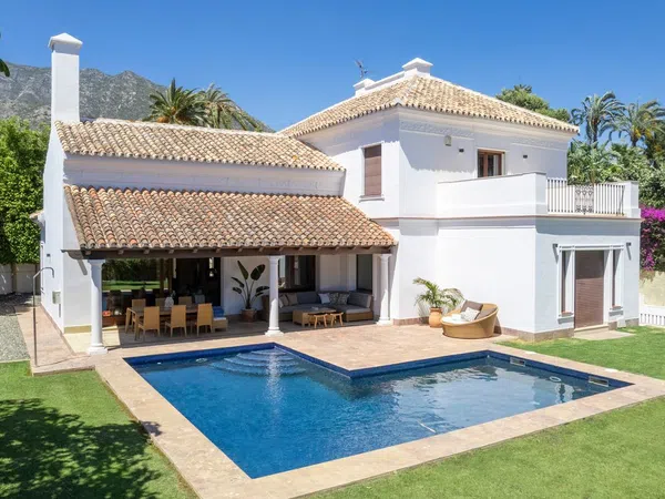 Casa independiente en Barrio Sierra Blanca - Foto 1
