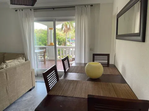 Piso en avenida Príncipe Salman, 1