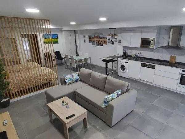 Estudio en Pintor Torrado, 1