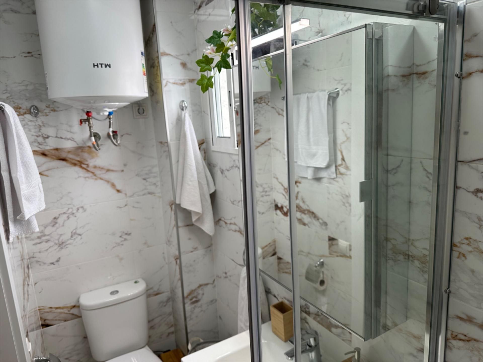 Piso en  Calle Nou D'Octubre 20 - Foto 16