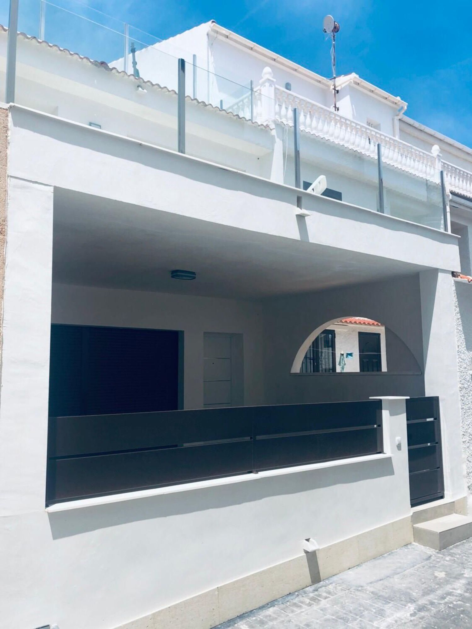 Chalet adosado en Urbanización Mil p Romeos, 101 - Foto 2