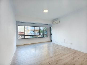Piso en  Carrer Rafael Rodríguez Méndez 5 - Foto 3