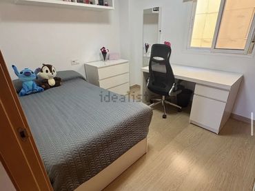 Piso en  Calle Mercedes Llopart 2 - Foto 18