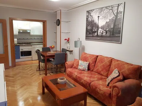 Piso en calle Tertulia, 15