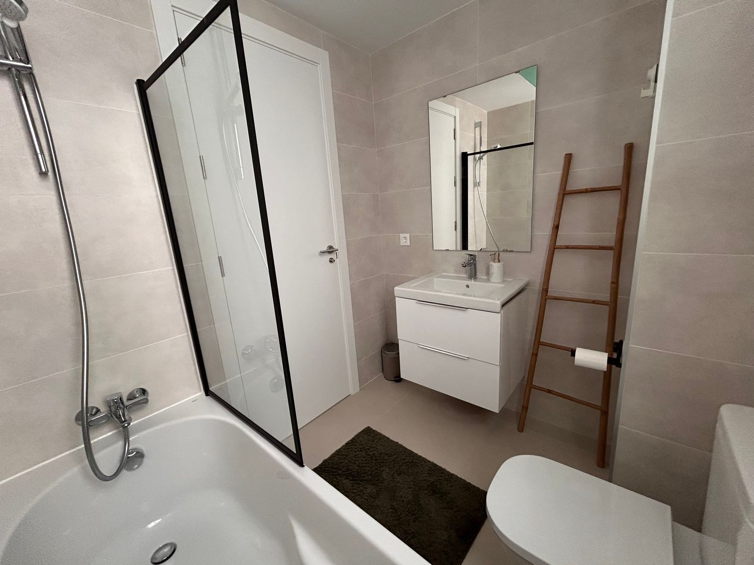 Piso en avenida de Fuengirola, 1 - Foto 11