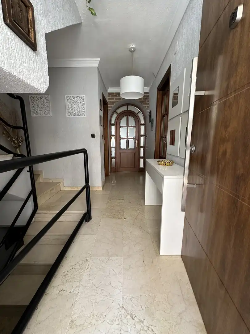 Casa adosada en  Calle Infanta Cristina 7 - Foto 3