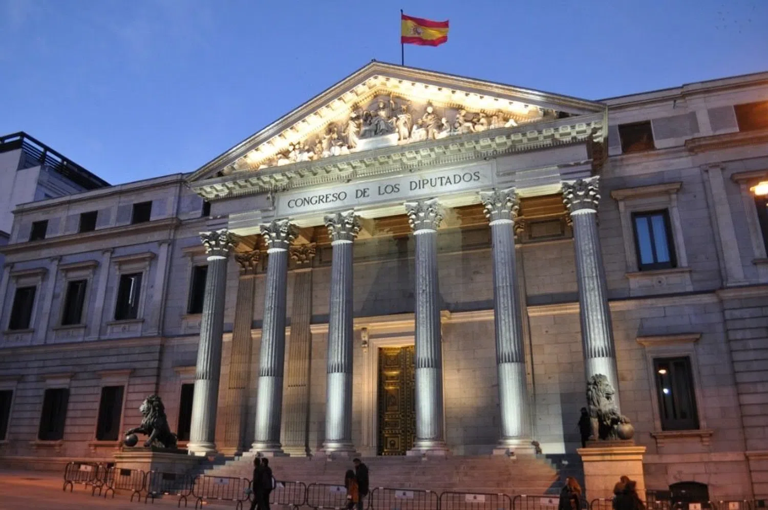 Ático en calle del León, 15 - Foto 3