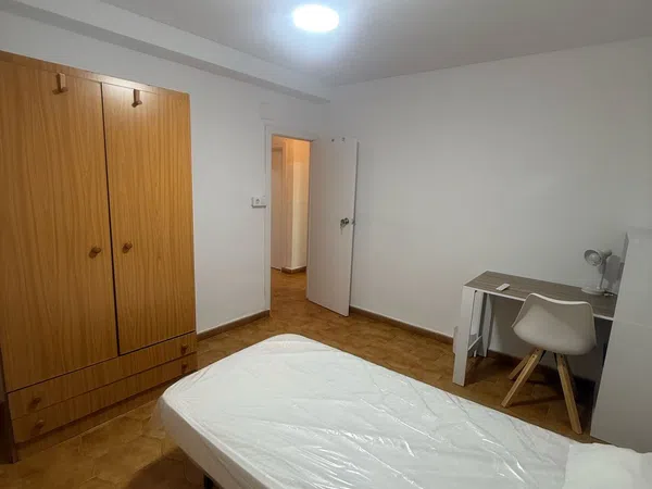 Piso en calle Pintor Velázquez, 1 - Foto 9