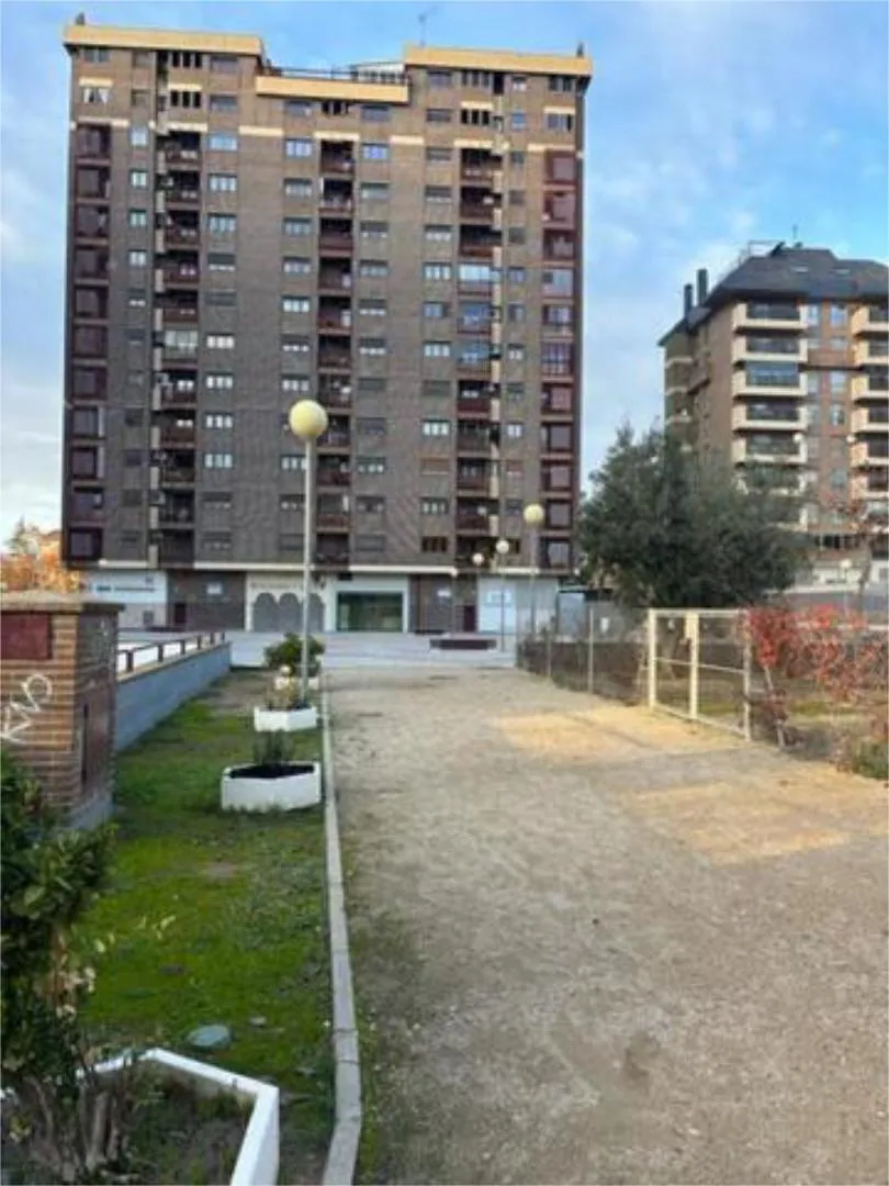 Piso en Zona Gomez Laguna - Foto 7