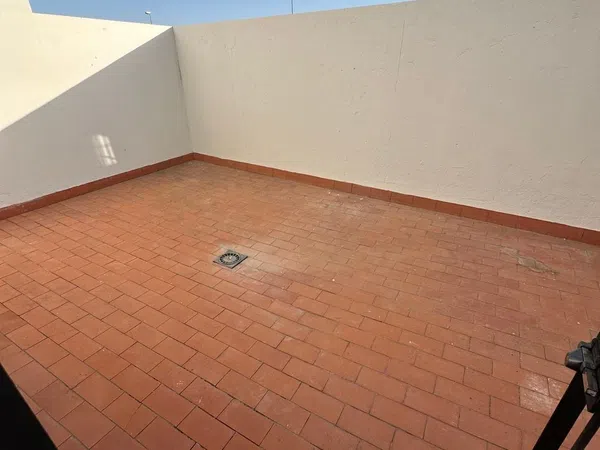 Piso en Avenida Reyes de España, 19 s - Foto 2