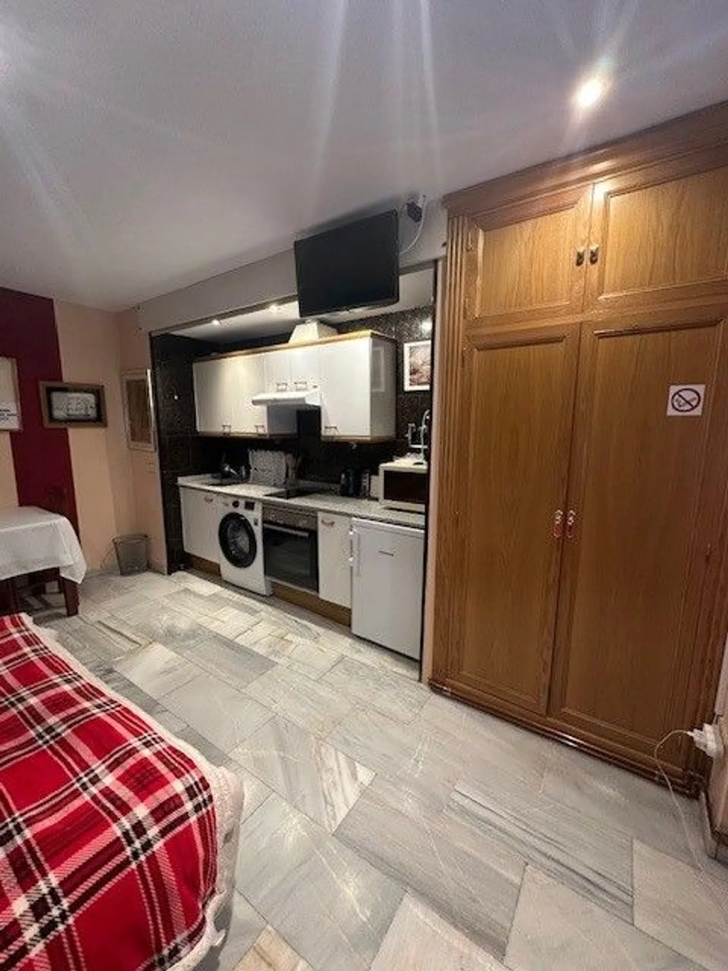 Estudio en calle de Juan de la Hoz, 28 - Foto 9