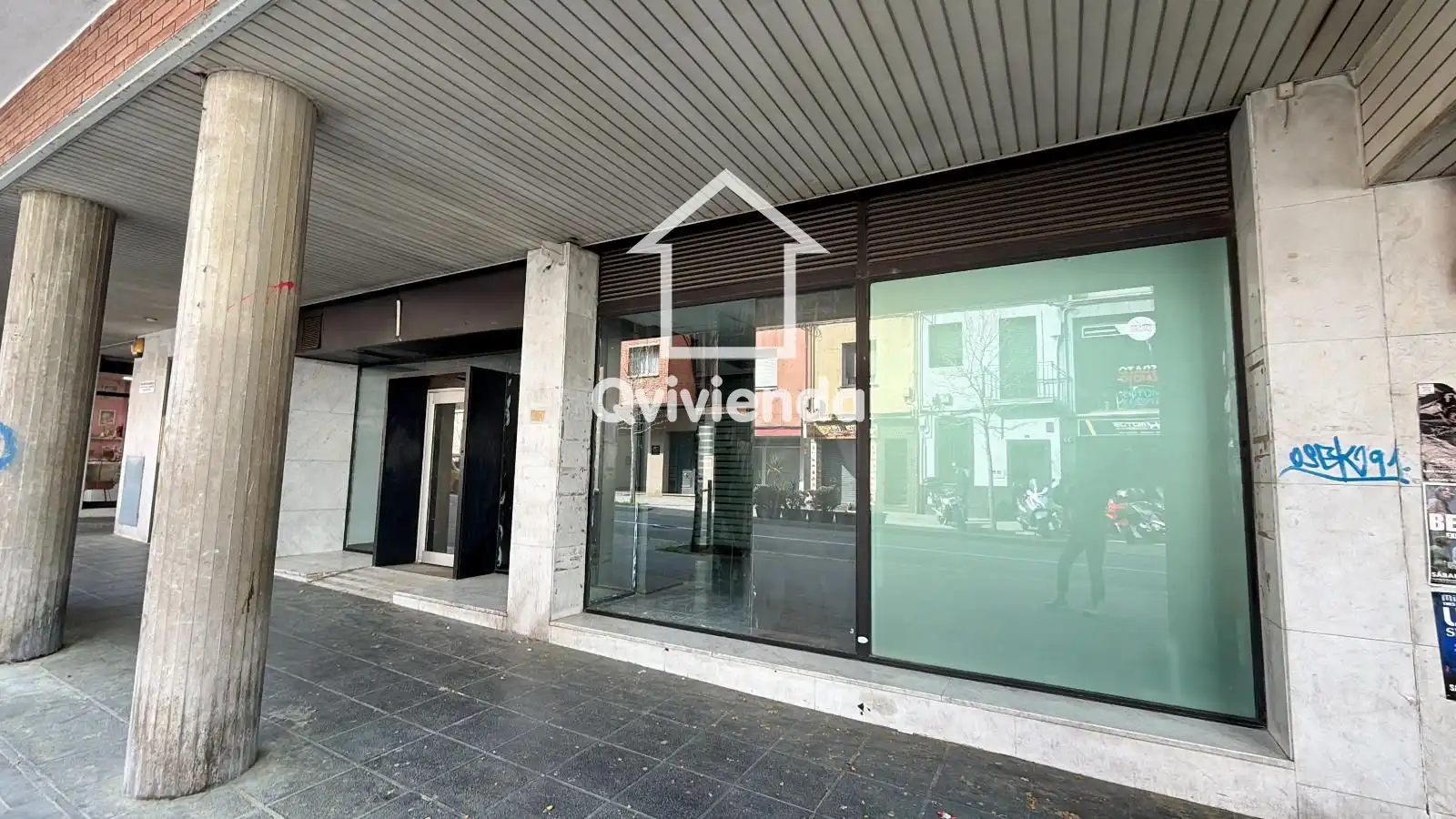Local comercial en  Montcada, de - Foto 6