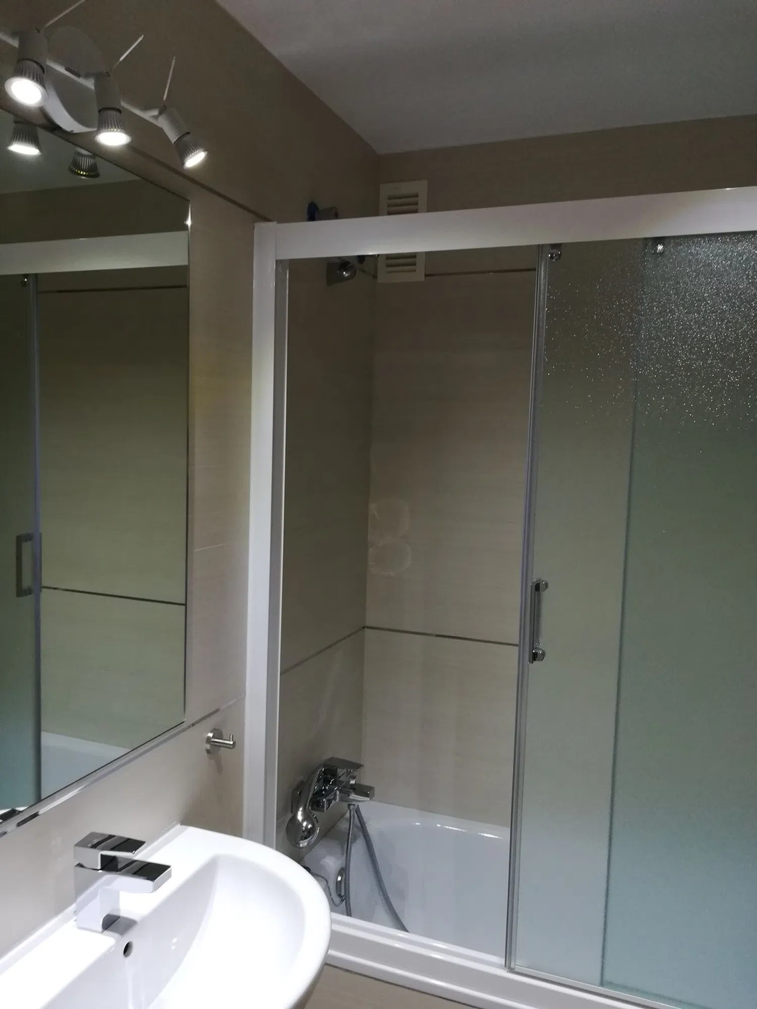 Piso en Barrio Ronda Sur - Foto 12