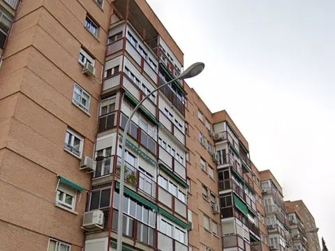 Piso en calle arroyo belincoso, 48