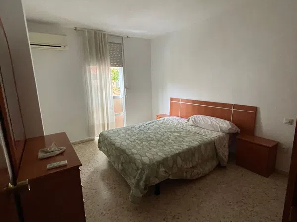 Alquiler de piso en Felipe II - Bueno Monreal - Foto 4