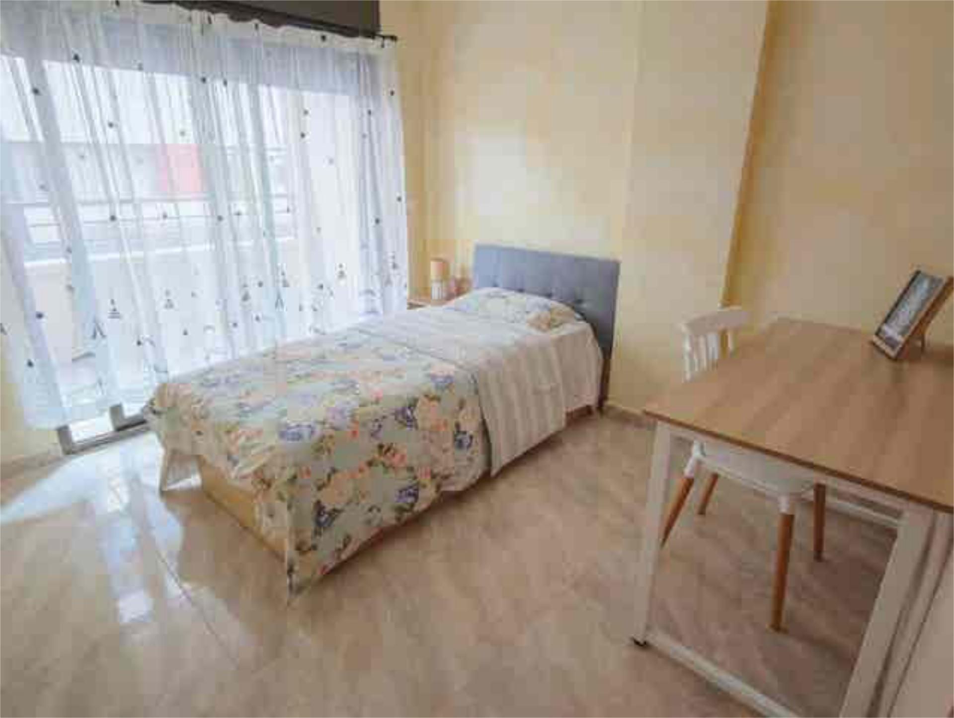 Piso en Carolinas Bajas - Foto 2