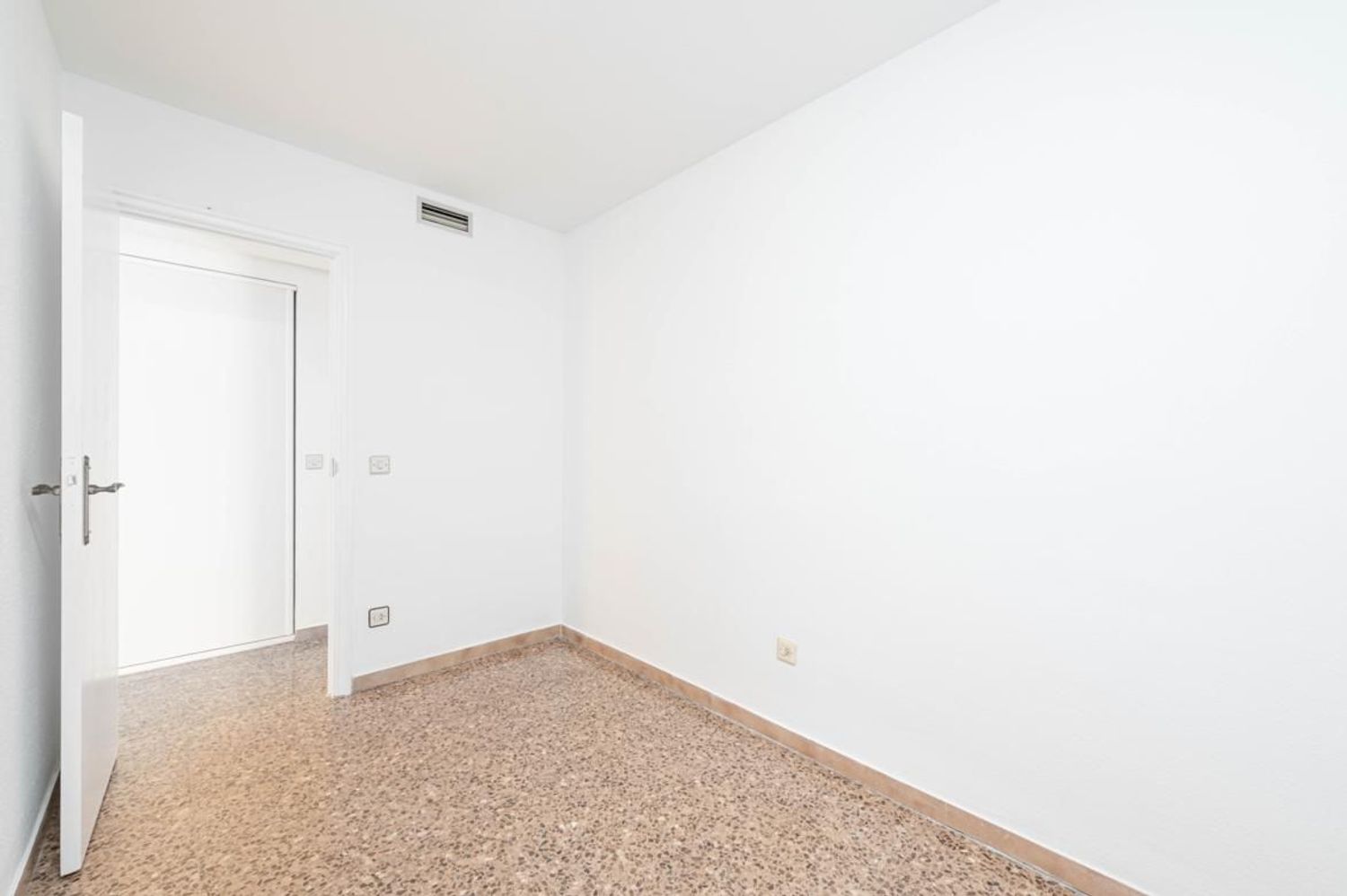 Piso en Avenida de Cesáreo Alierta, 23, Parque Miraflores - Foto 12