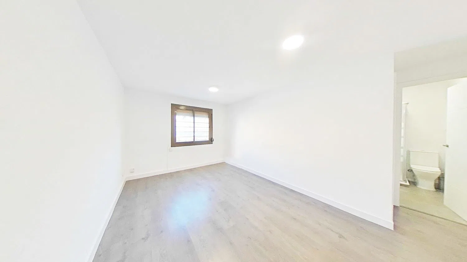 Piso en Barrio Pubilla Cases - Foto 1