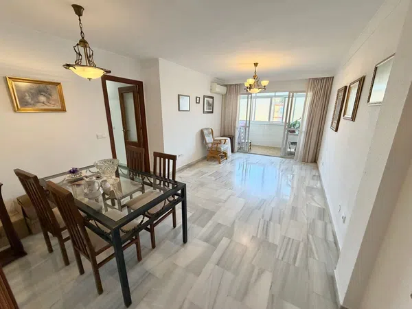 Piso en Avenida Málaga Oloroso, 8, Cortijo Bazán - Los Casinis - Los Cipreses - Foto 1