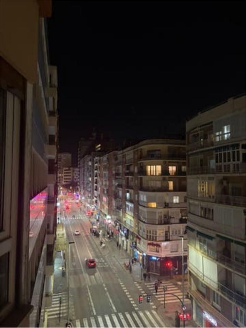 Piso en Gran Vía - Foto 1