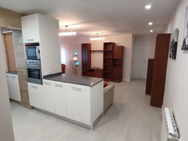 Piso en calle Fuencisla, 4