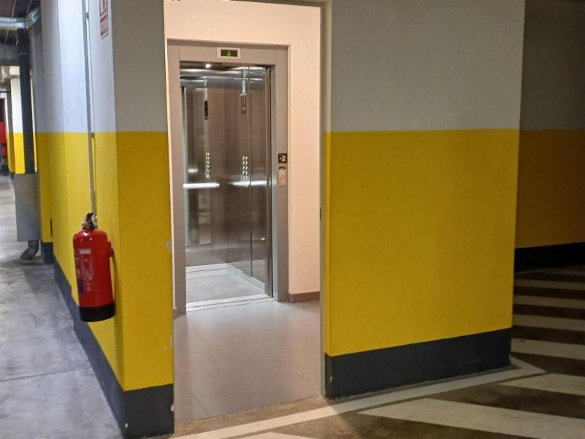 Piso en  Avenida de las Ciencias 17 - Foto 28